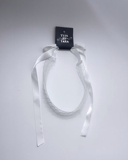 Packaging View White Lace Headband