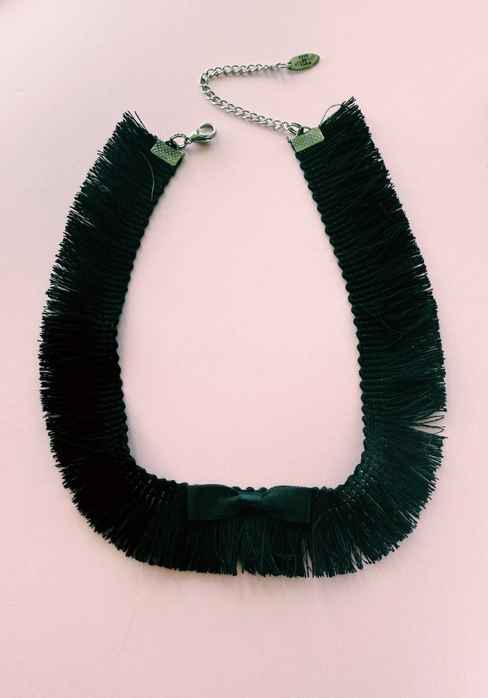 Fringe with Benefits Bowtye