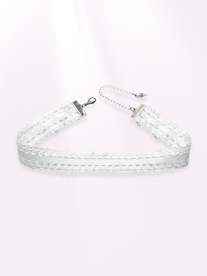 lady white lingerie choker 