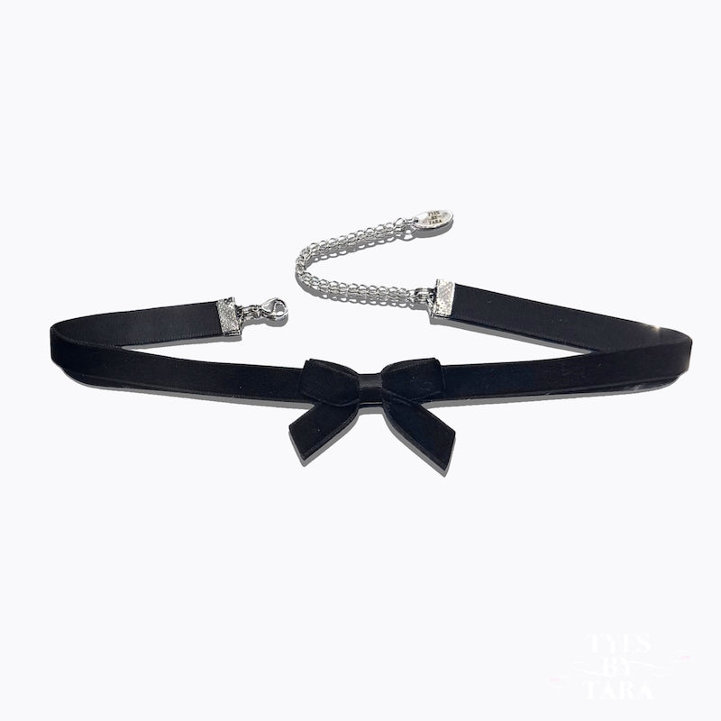 marie antoinette black bow velvet choker