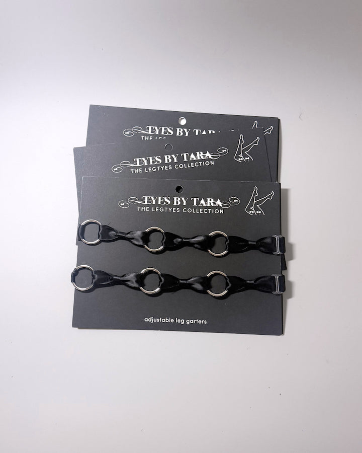Runaway Black Bow O Ring Leg Garters